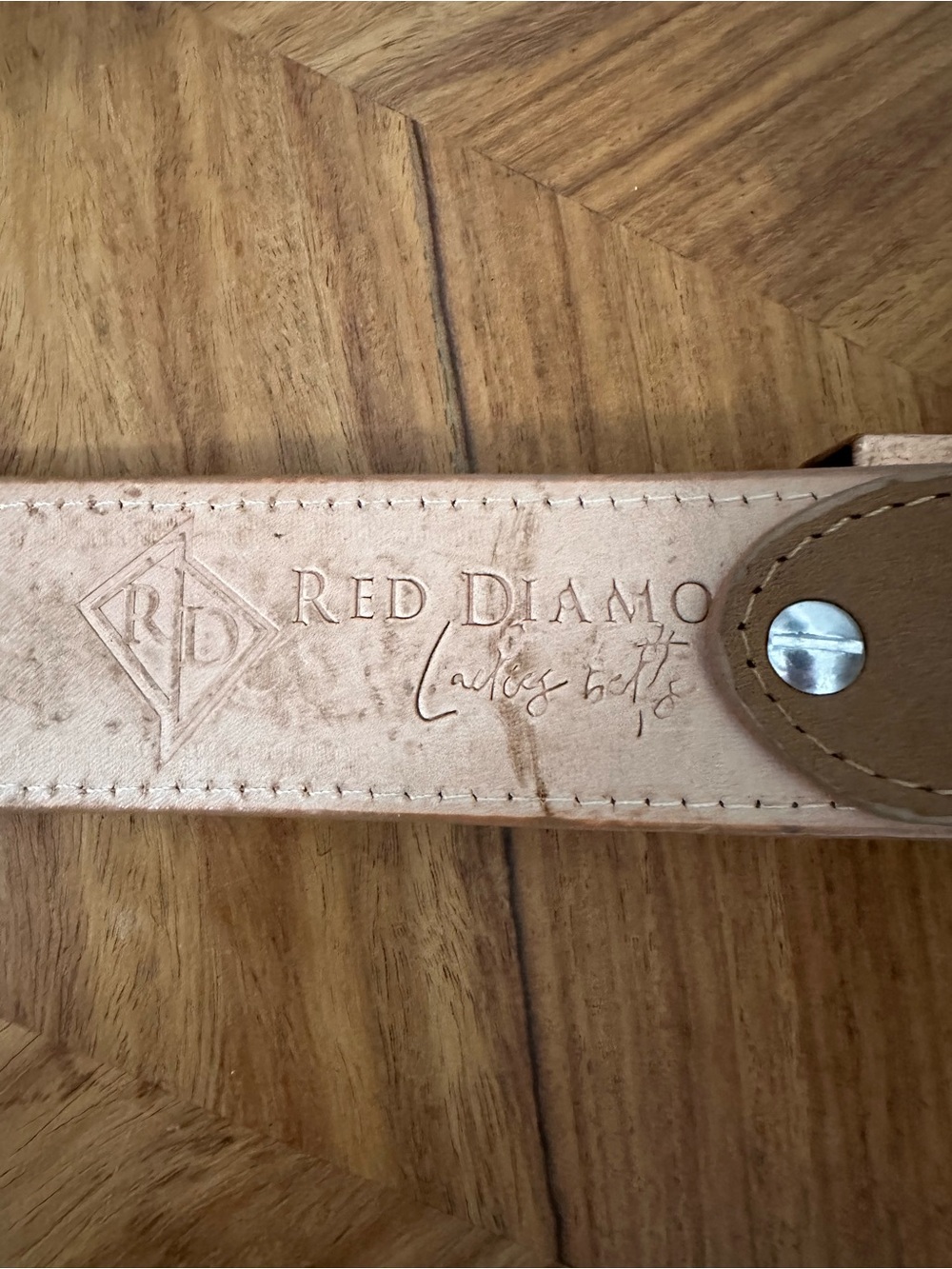 Red Diamond Embellished Embroidered Leather Belt SZ 36 Turquoise Western EUC - Picture 2 of 6